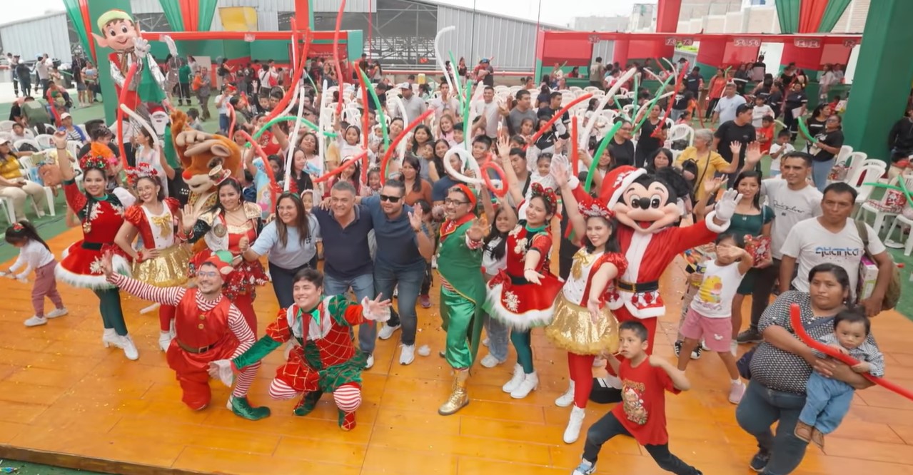 ¡Así celebramos la Navidad en CARVIMSA! ✨